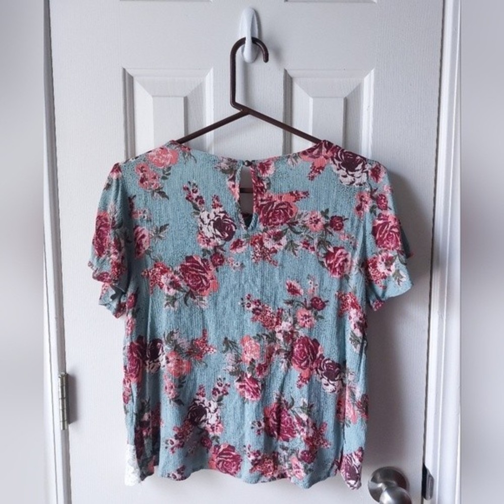 Rewind - Green & Pink Floral Lace Blouse - Picture 3 of 6